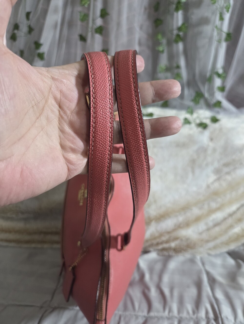 Coach Gallery Tote - Picture 9 of 16